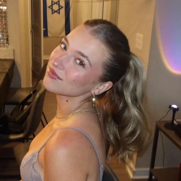 @maddiborah
