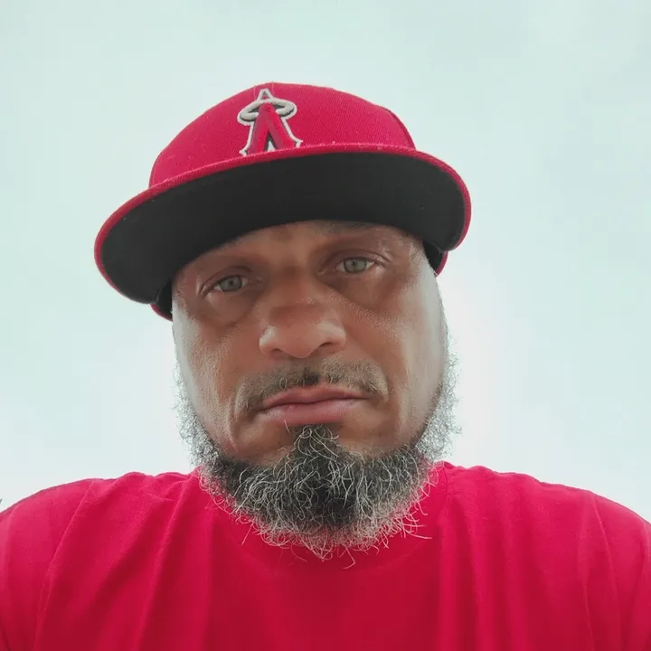 @gr6yho6nd