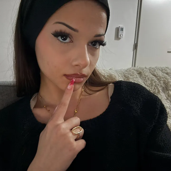 @sarah.agst