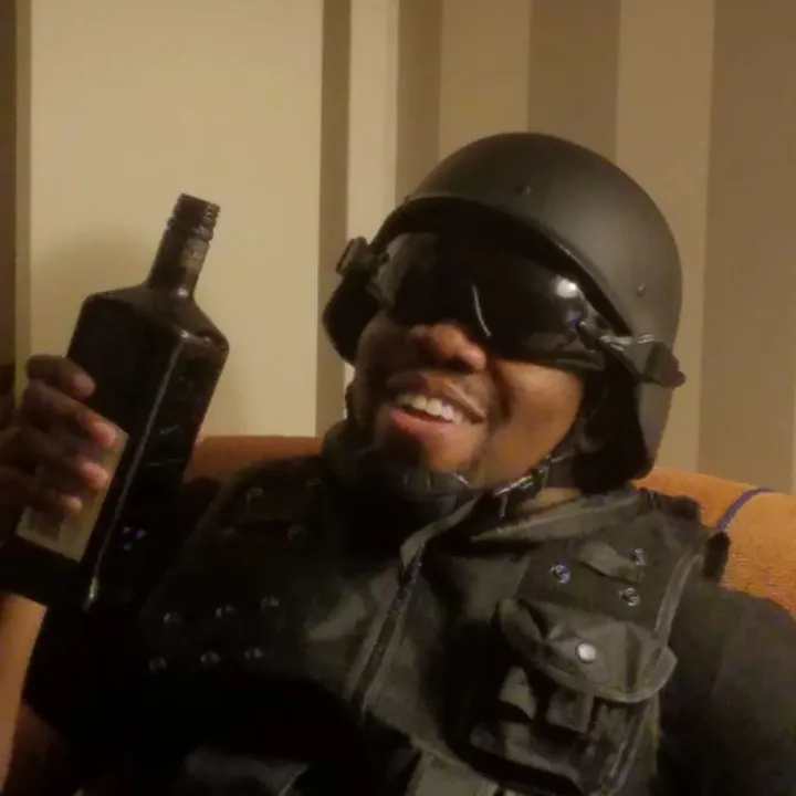 @therealcommand3rr