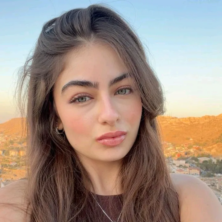 @leya.kirsan1646