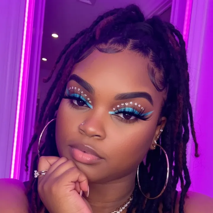 @libragoddess25
