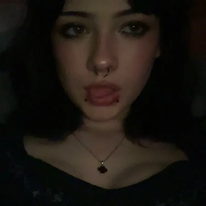 @hemmlngs