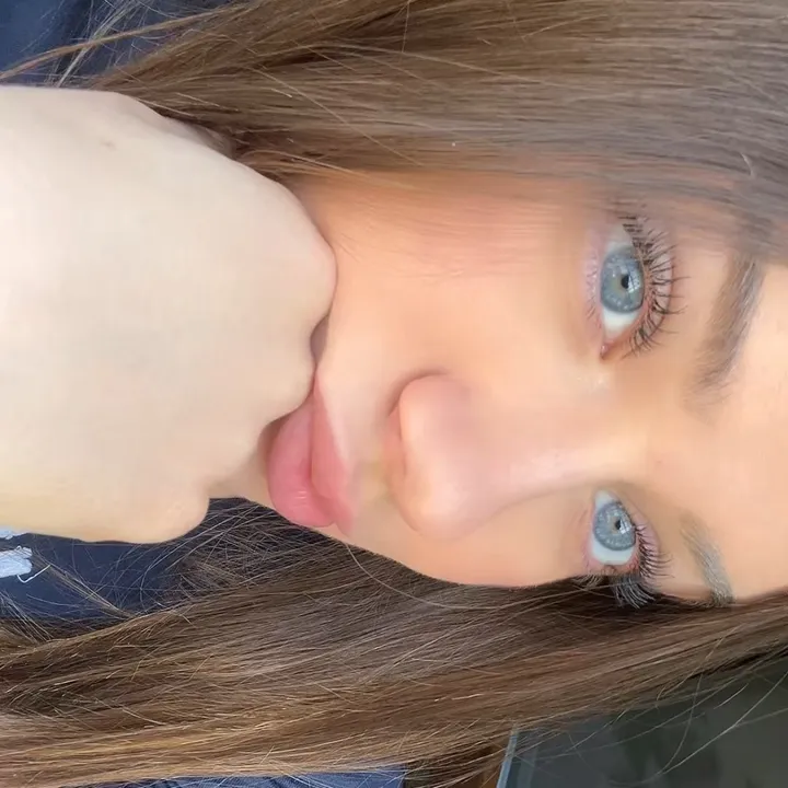 @vanessaalombardii