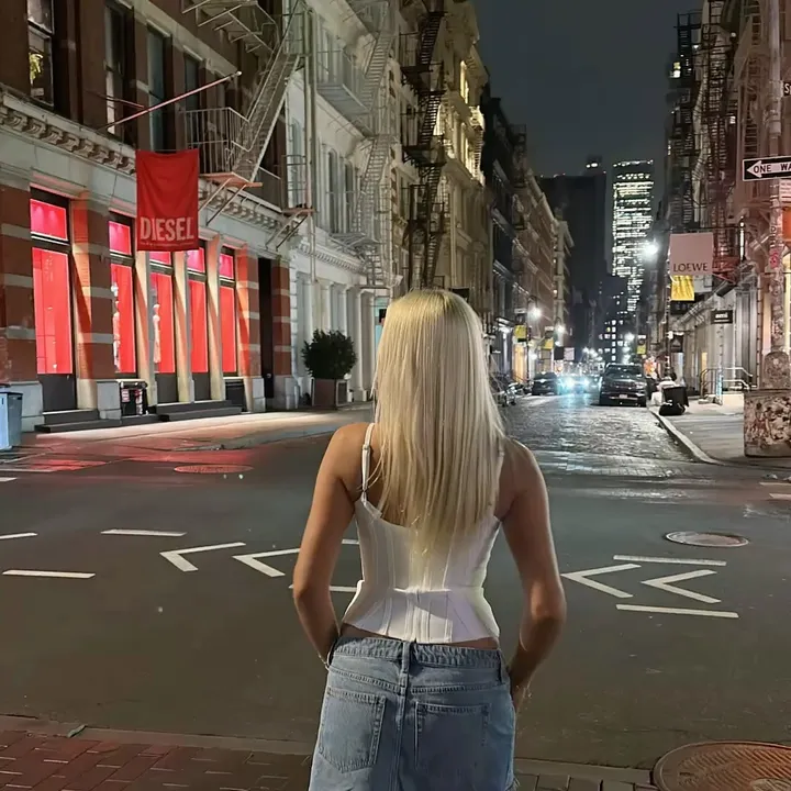 @laurawspam