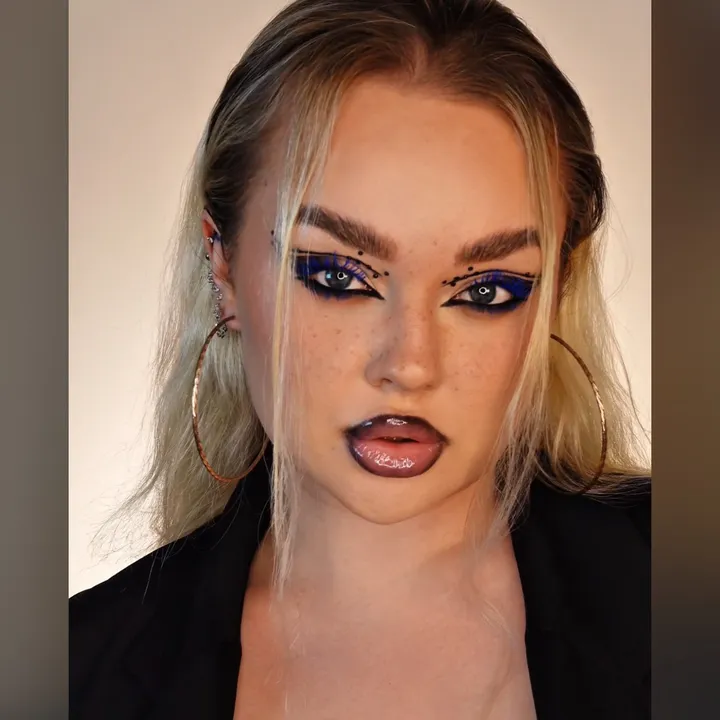 @javurkkl