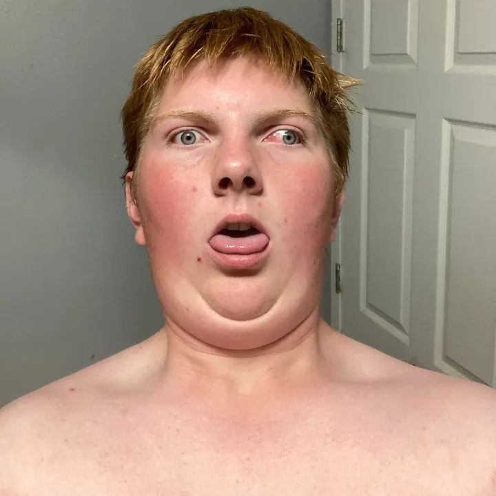 @freakyahcousin