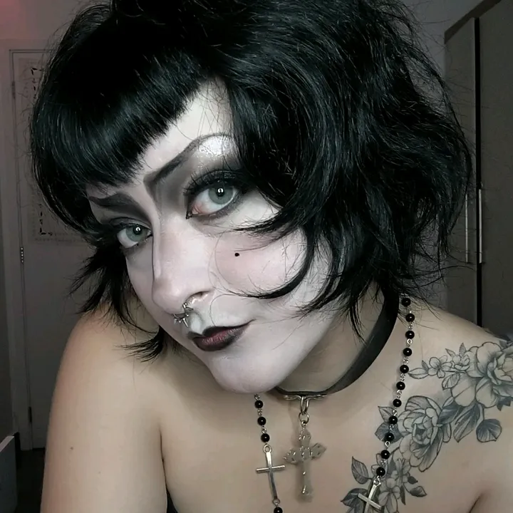 @_littlepieceofcake_