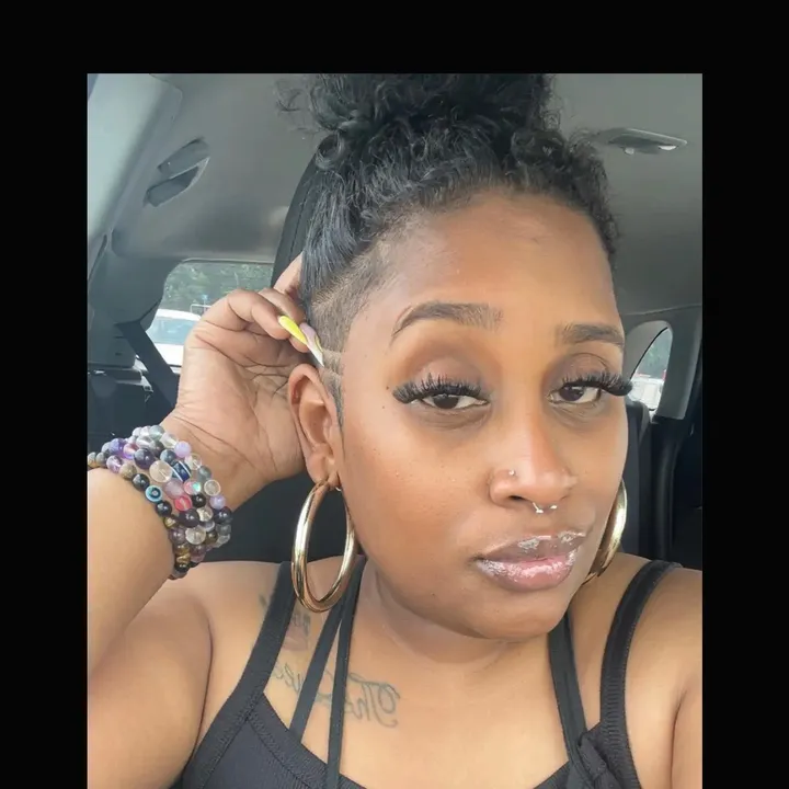 @queencocoathefirs