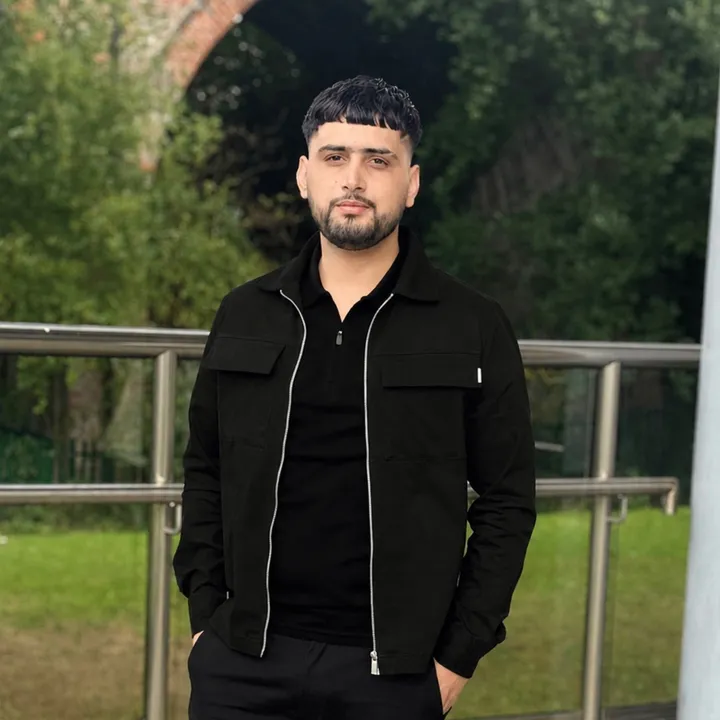 sani_570