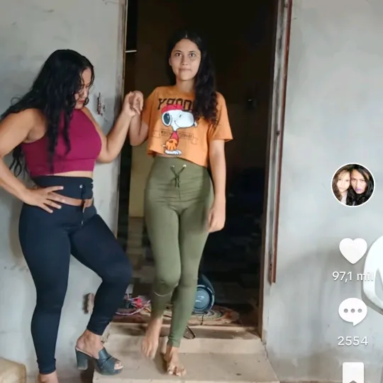 thaniaferreira09