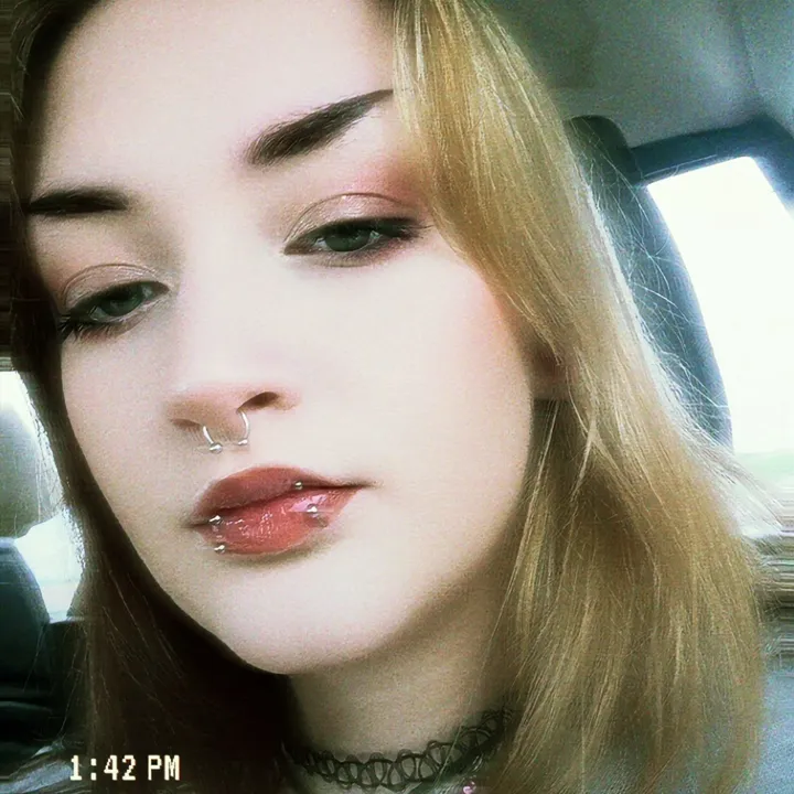 @_.megan._marie