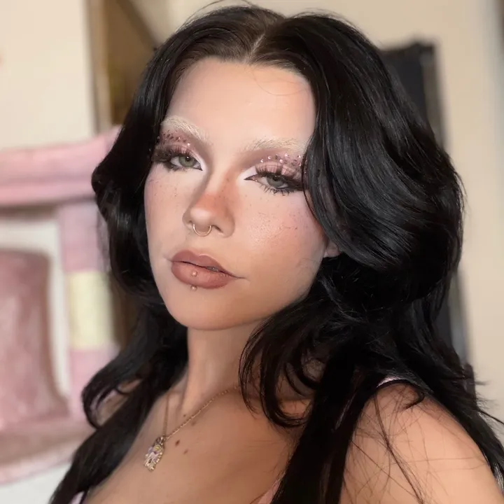 @kittygirllivie