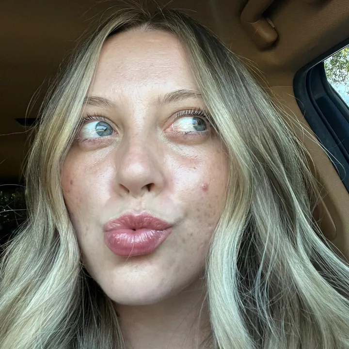 @taaylorrb