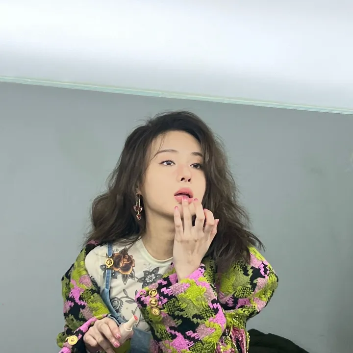 @xqzb9256123