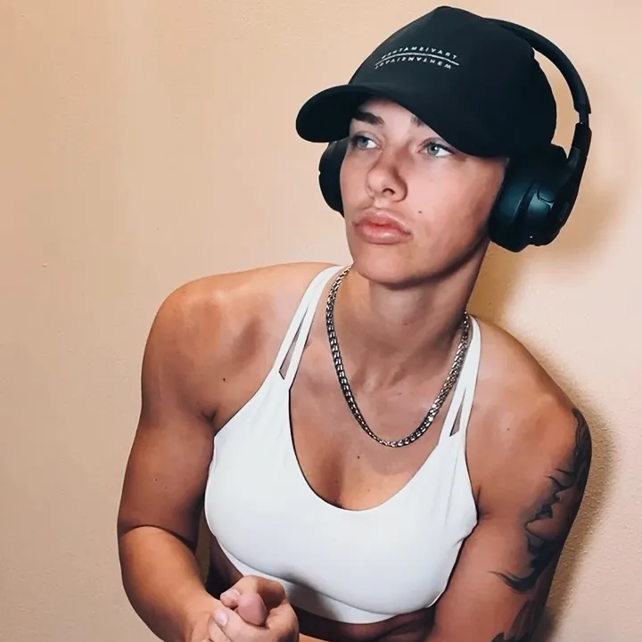@courtney33nelson