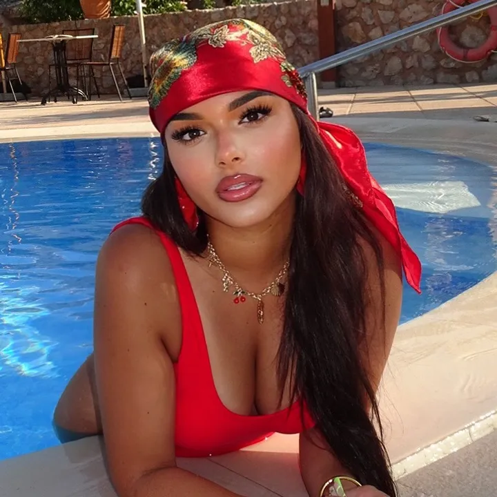 @evaacatalanaa