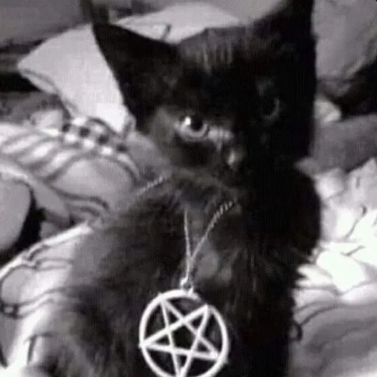 @living_dead_girl.6664