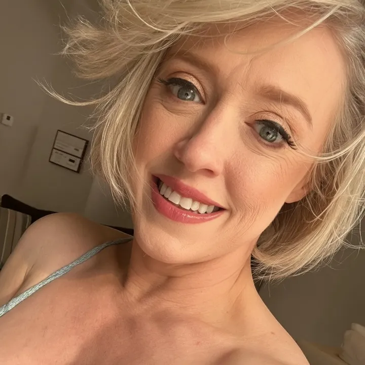 @thedeewilliams