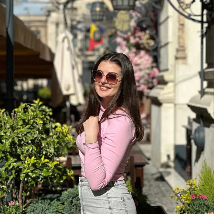 @denisa_rosuu