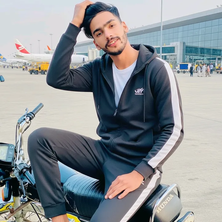 junaid_esthix