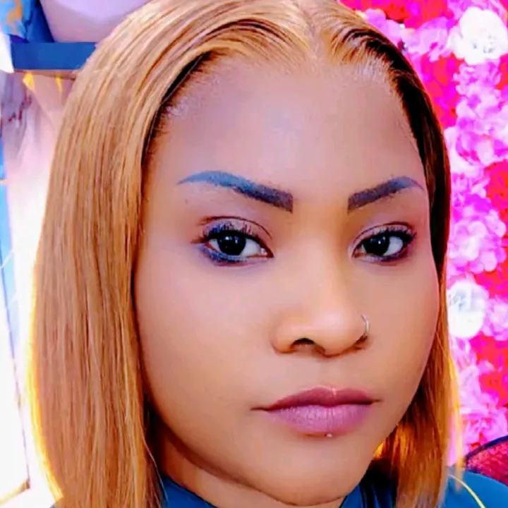 la.reine.mre039