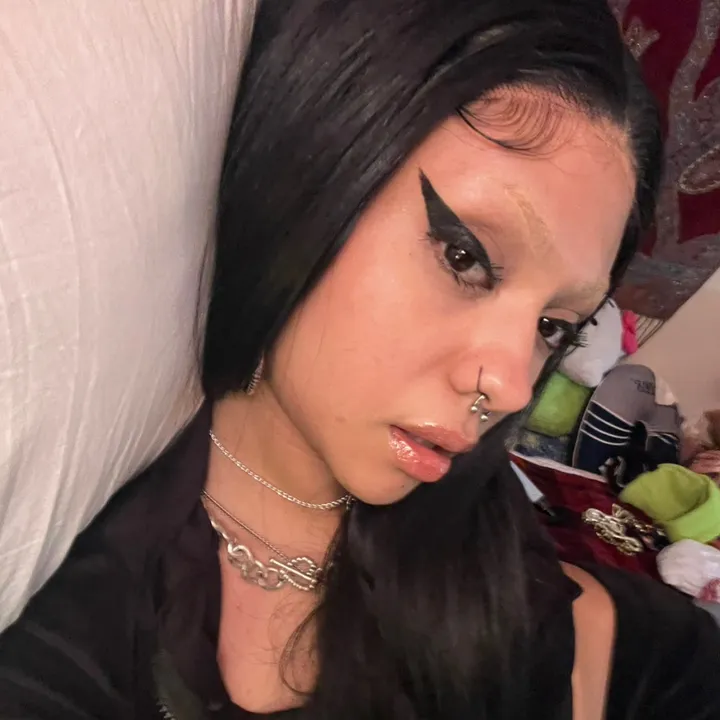 @camierotica