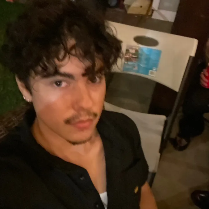 @rey.b.16