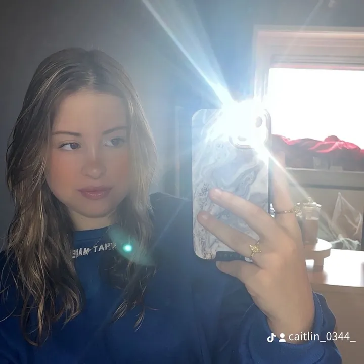 caitlin_0344_