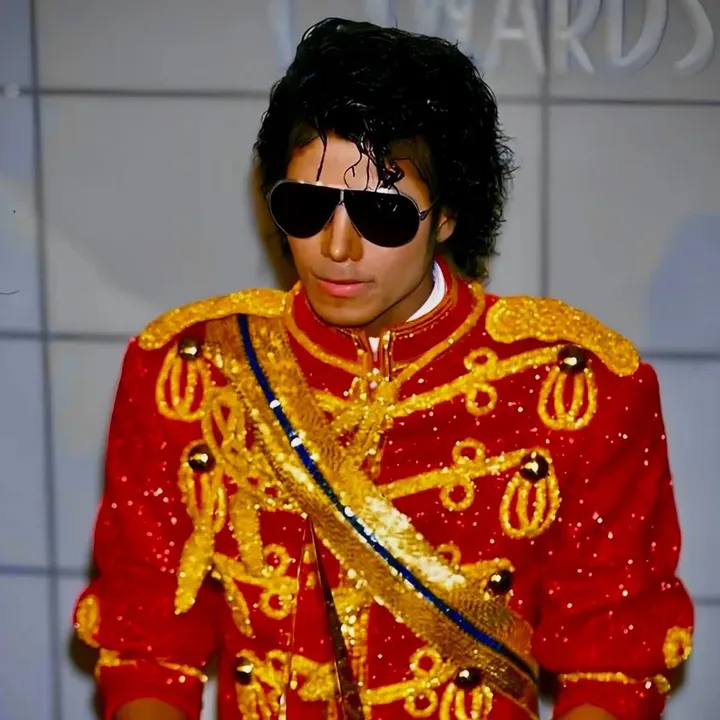 @_pinkmoonwalker8