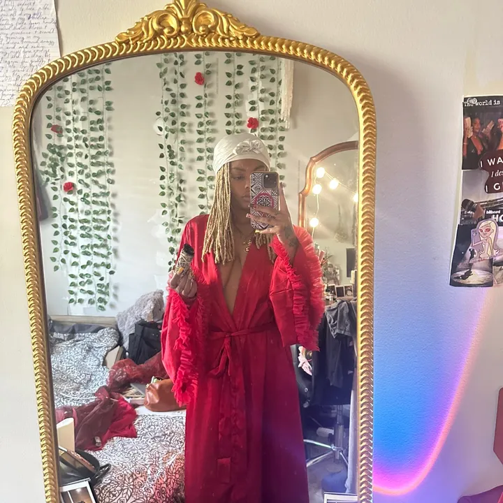 @thehausofvenom