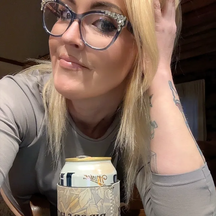 @psych_ward_barbie