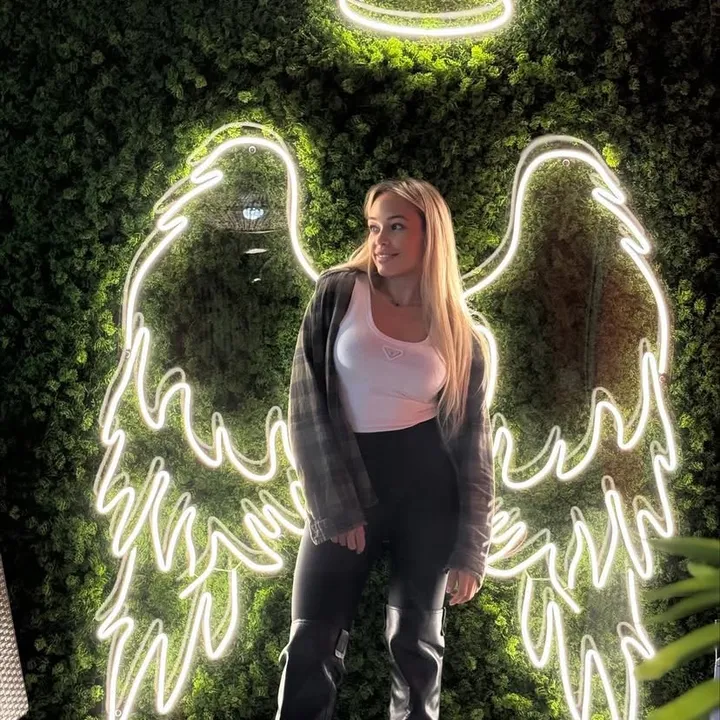 @topintheworld31
