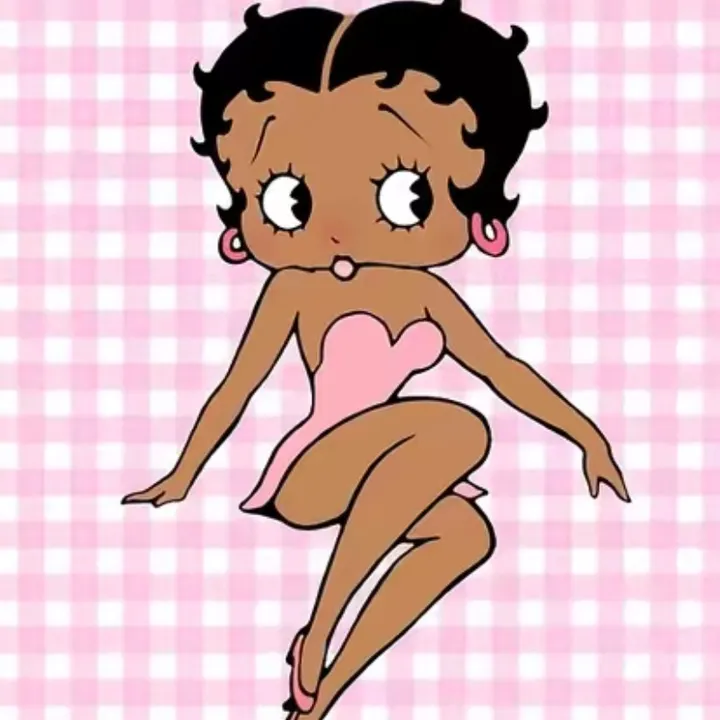 @genesisrenee