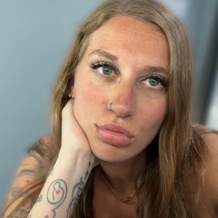 @yupitsmelynsi