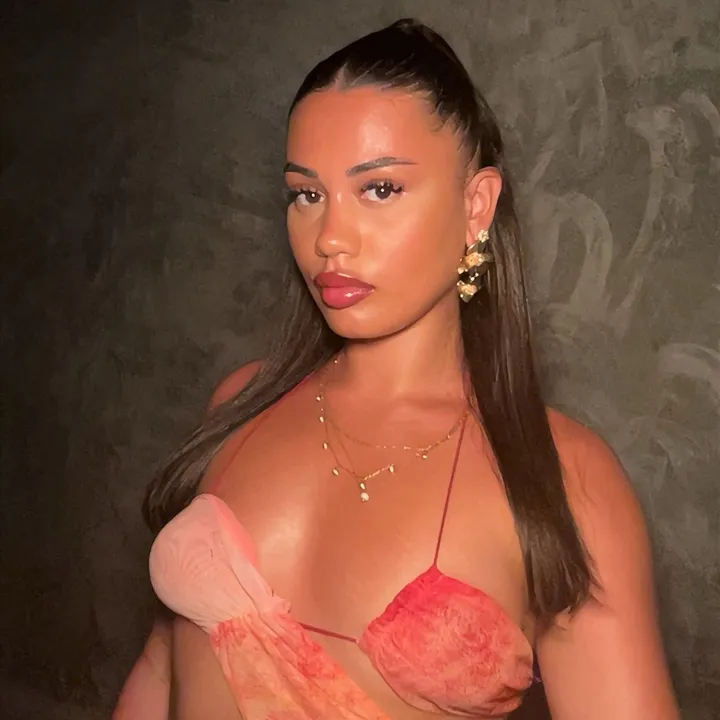 @jazmineanya