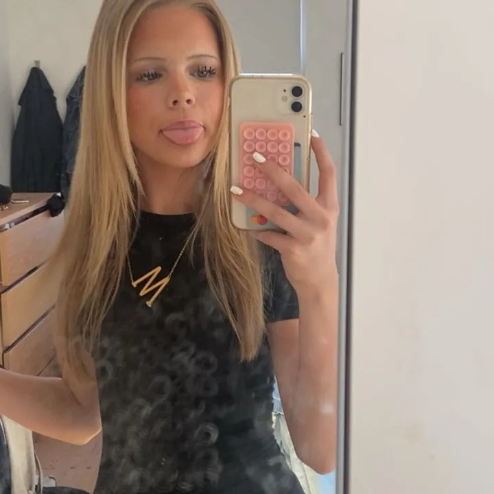 @mina56982