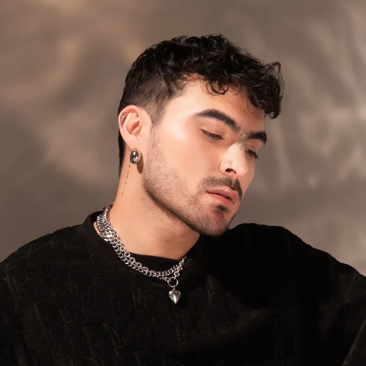 @dennisarana