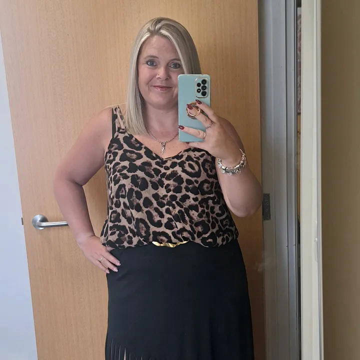 @connie_with_crohns