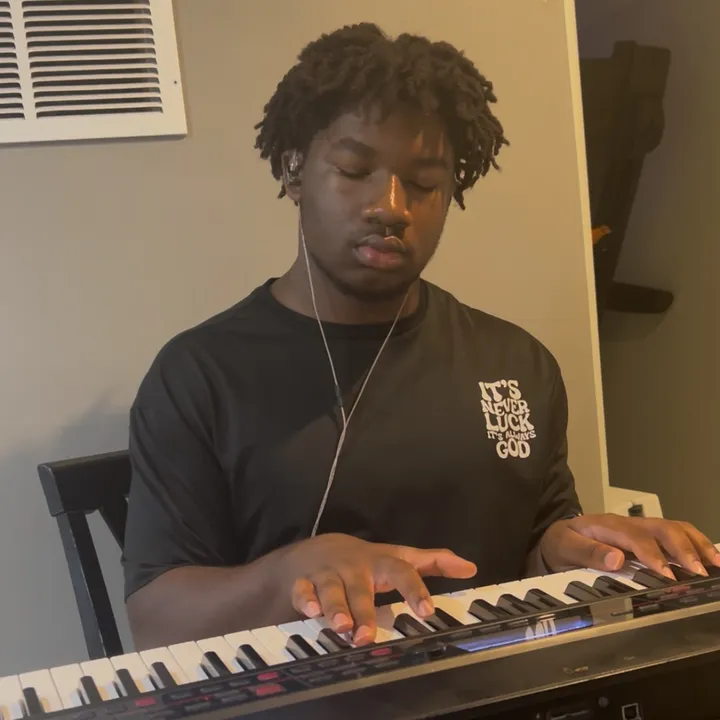 @steviebkeys