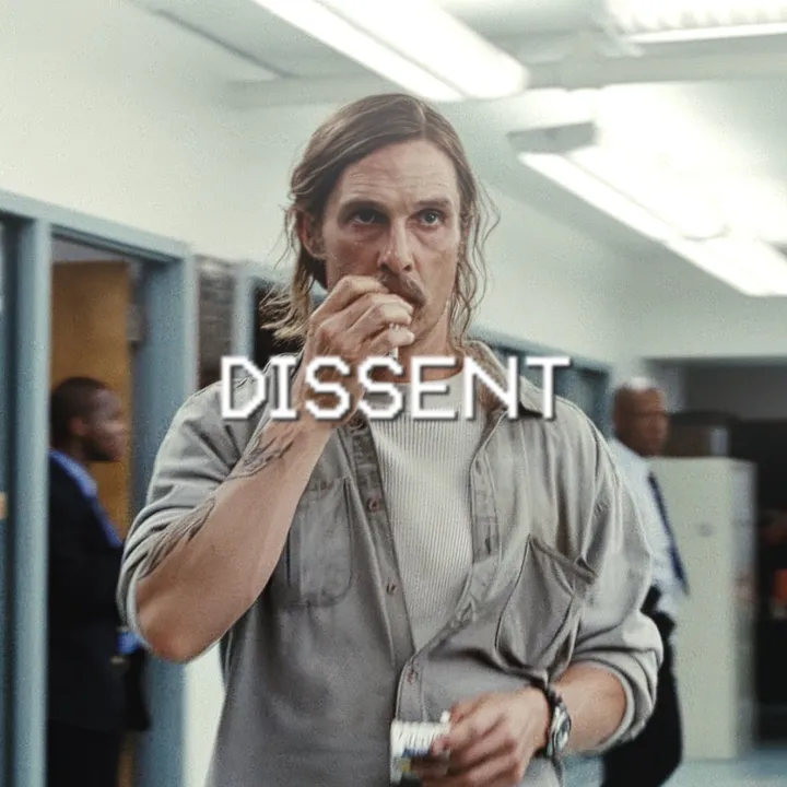 dissent.ae