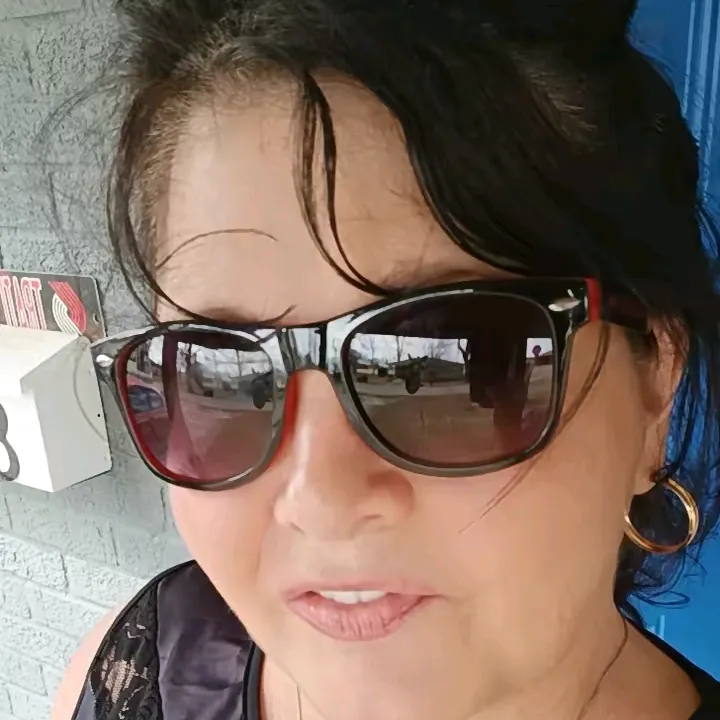 @poutysteff73333