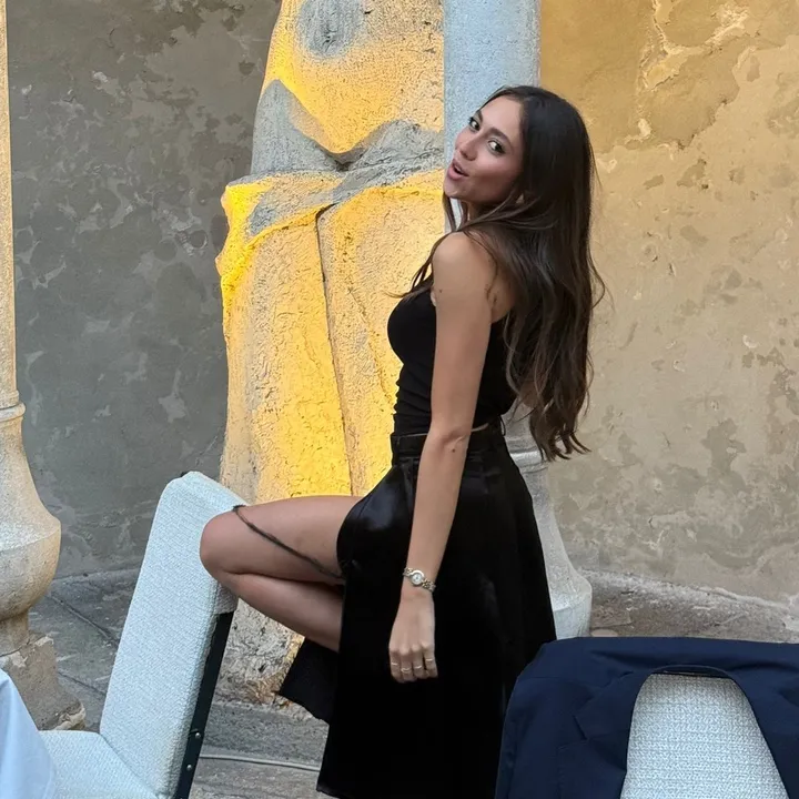 @sofiawithanf