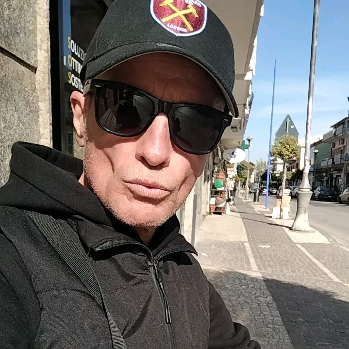 @linquistore