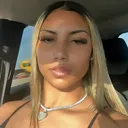 @ariana_denisee