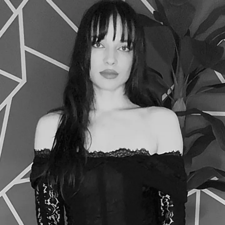 annamakeup_artist_insta