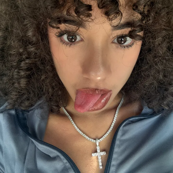 @curlssonjenspam