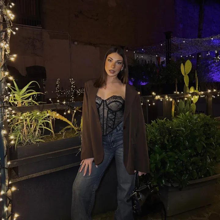 @victorialionetti_