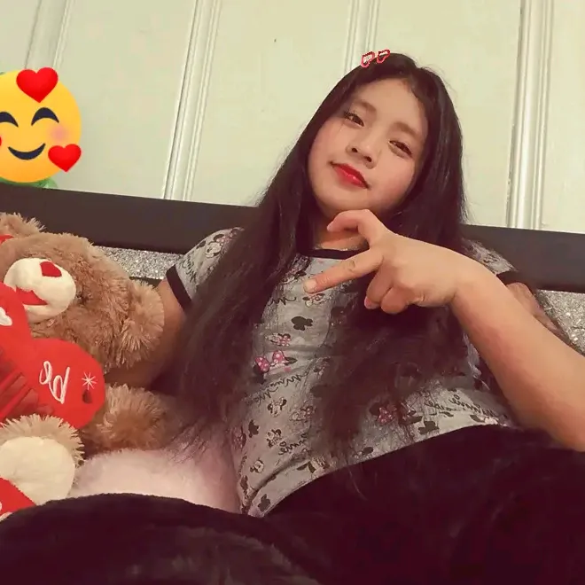 @user322456075