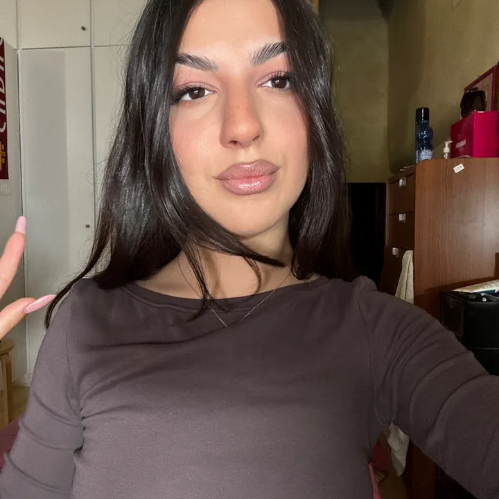 @laviniacurcio